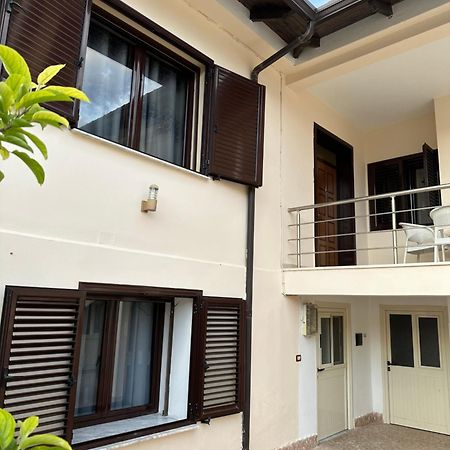Elby Apartments Берат Екстер'єр фото