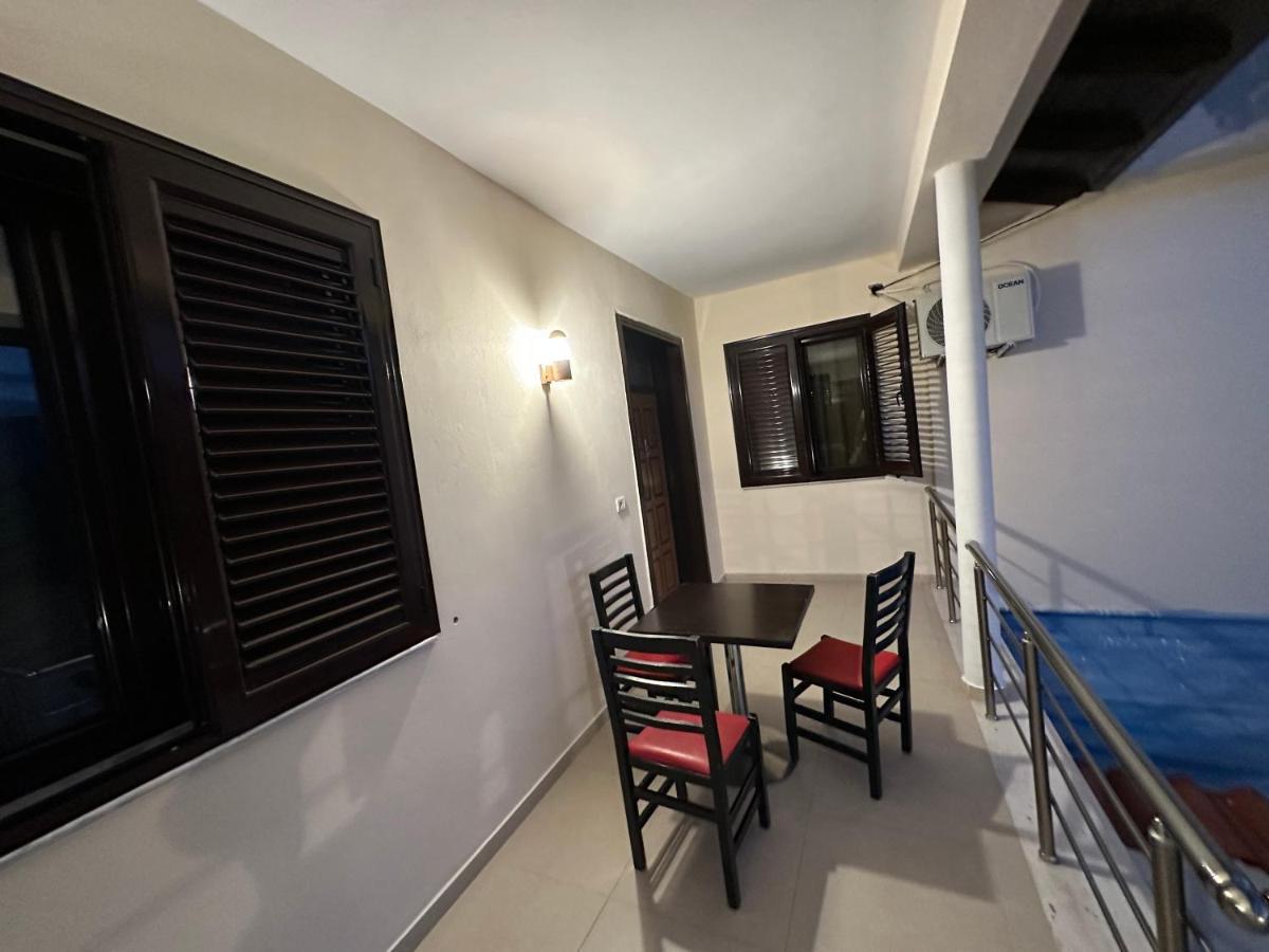 Elby Apartments Берат Екстер'єр фото